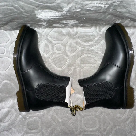 Brand New Doc Martens 1976 Boots, US Size 12 - Picture 4 of 5